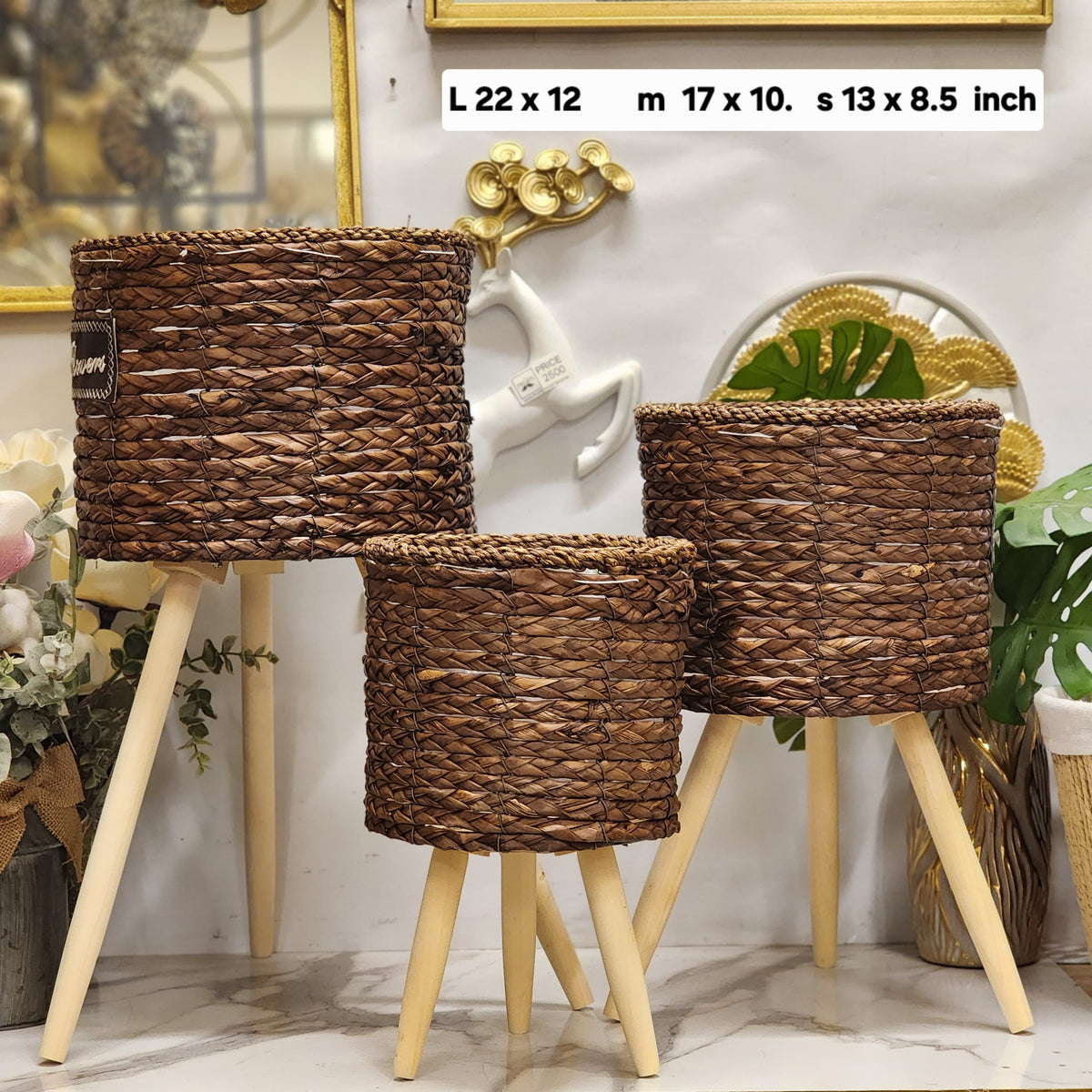 woven jute/rattan plant stand set with tripod wooden legs