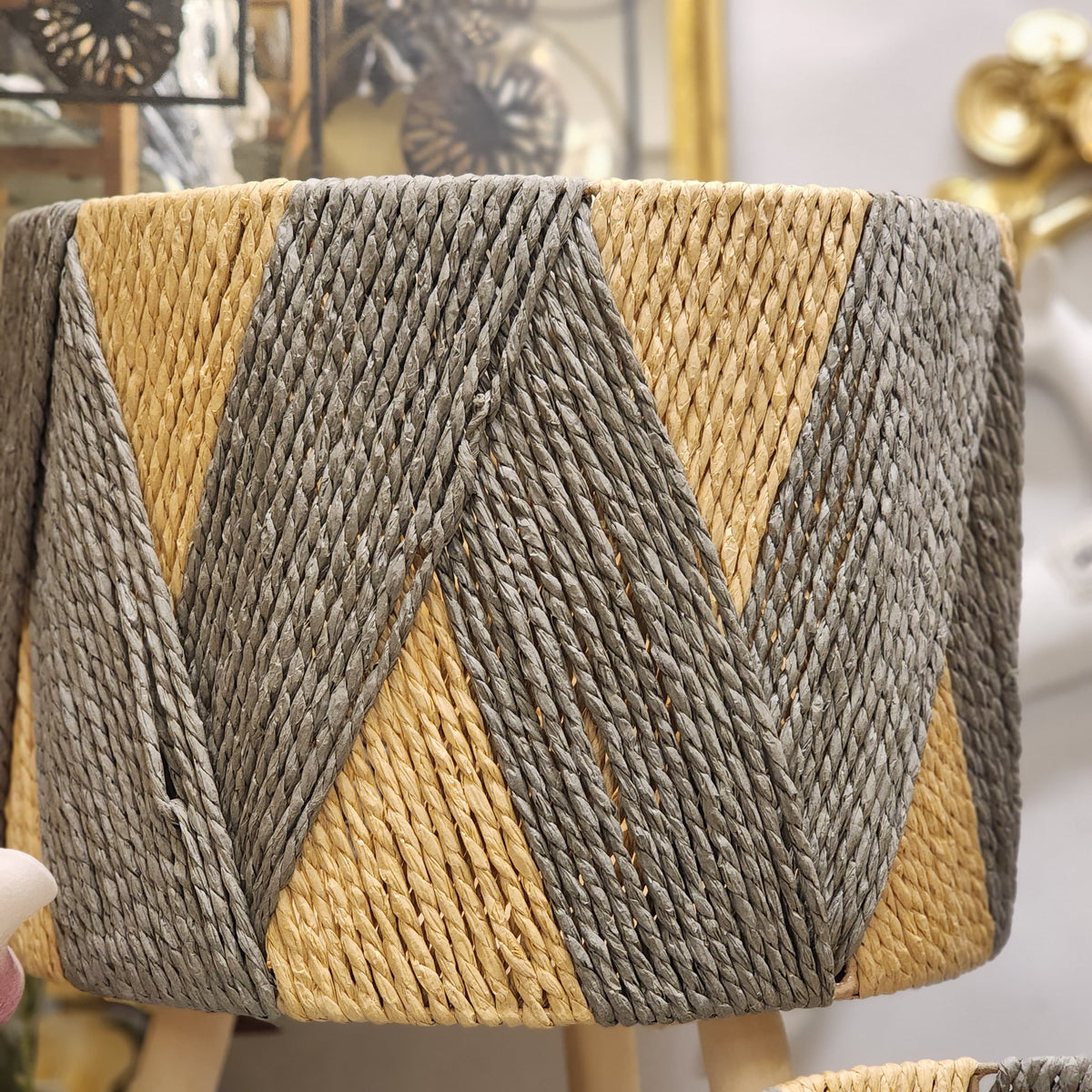 woven jute/rattan plant stand set with tripod wooden legs