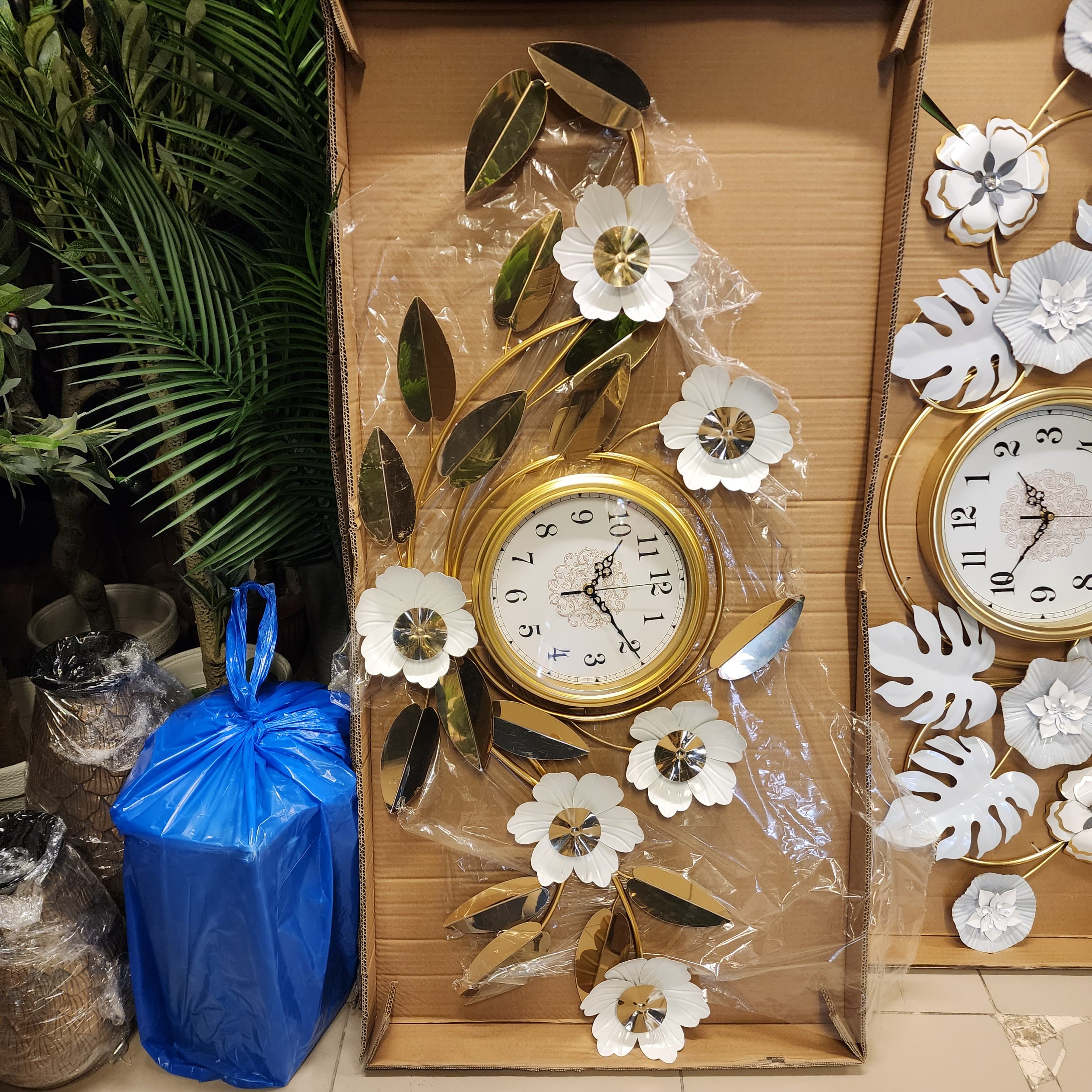 3D Metal Floral Decorative Wall Clock