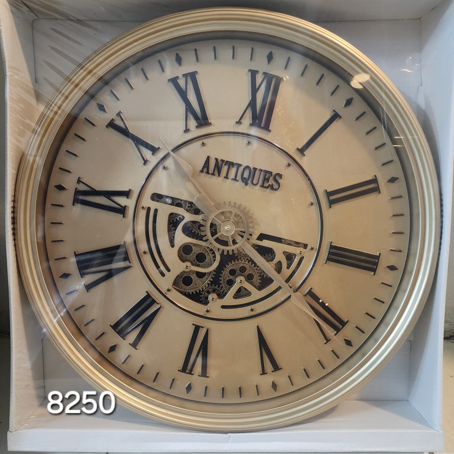 Moving Gear Wall Clock