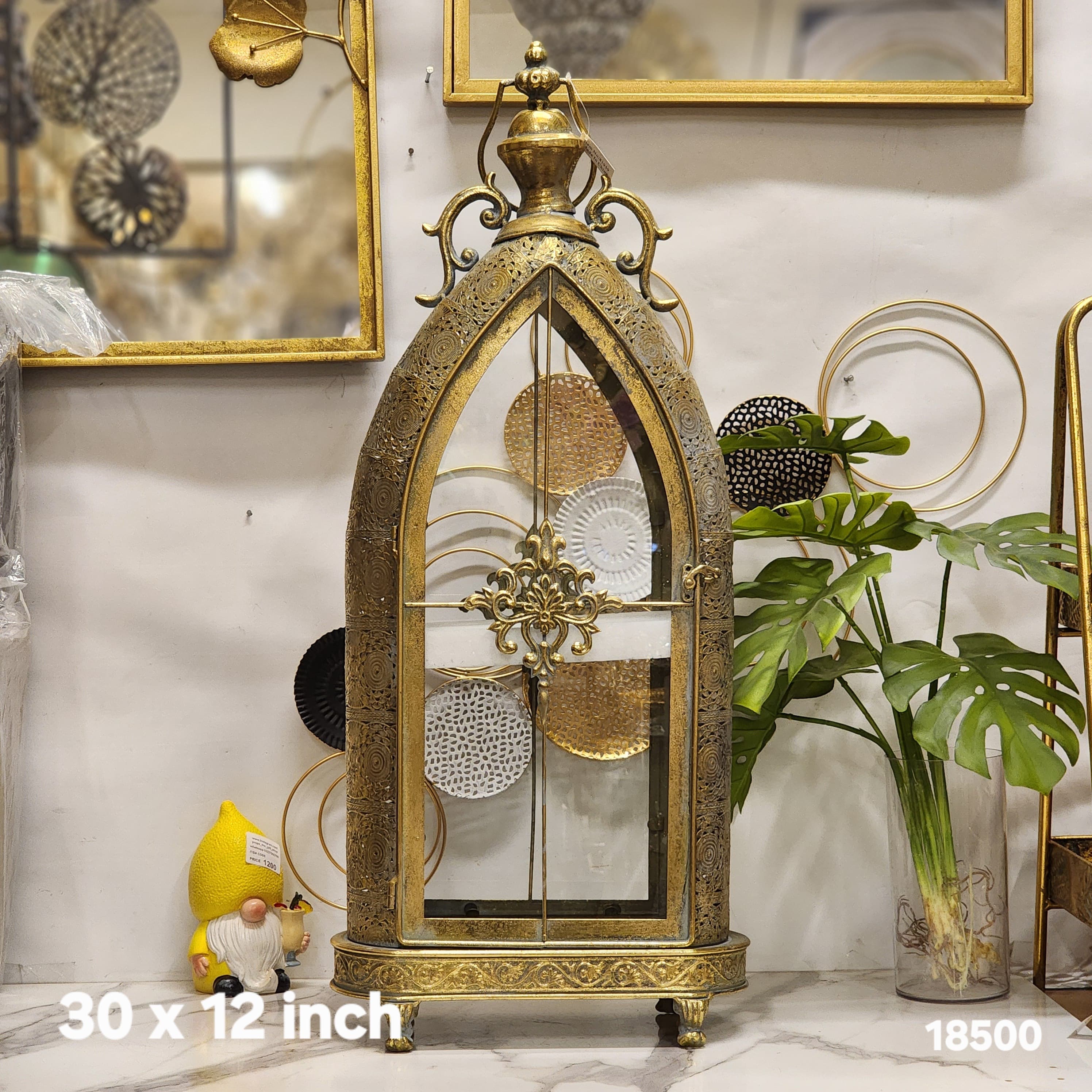 Victorian Style Decorative Brass Tabletop lantern