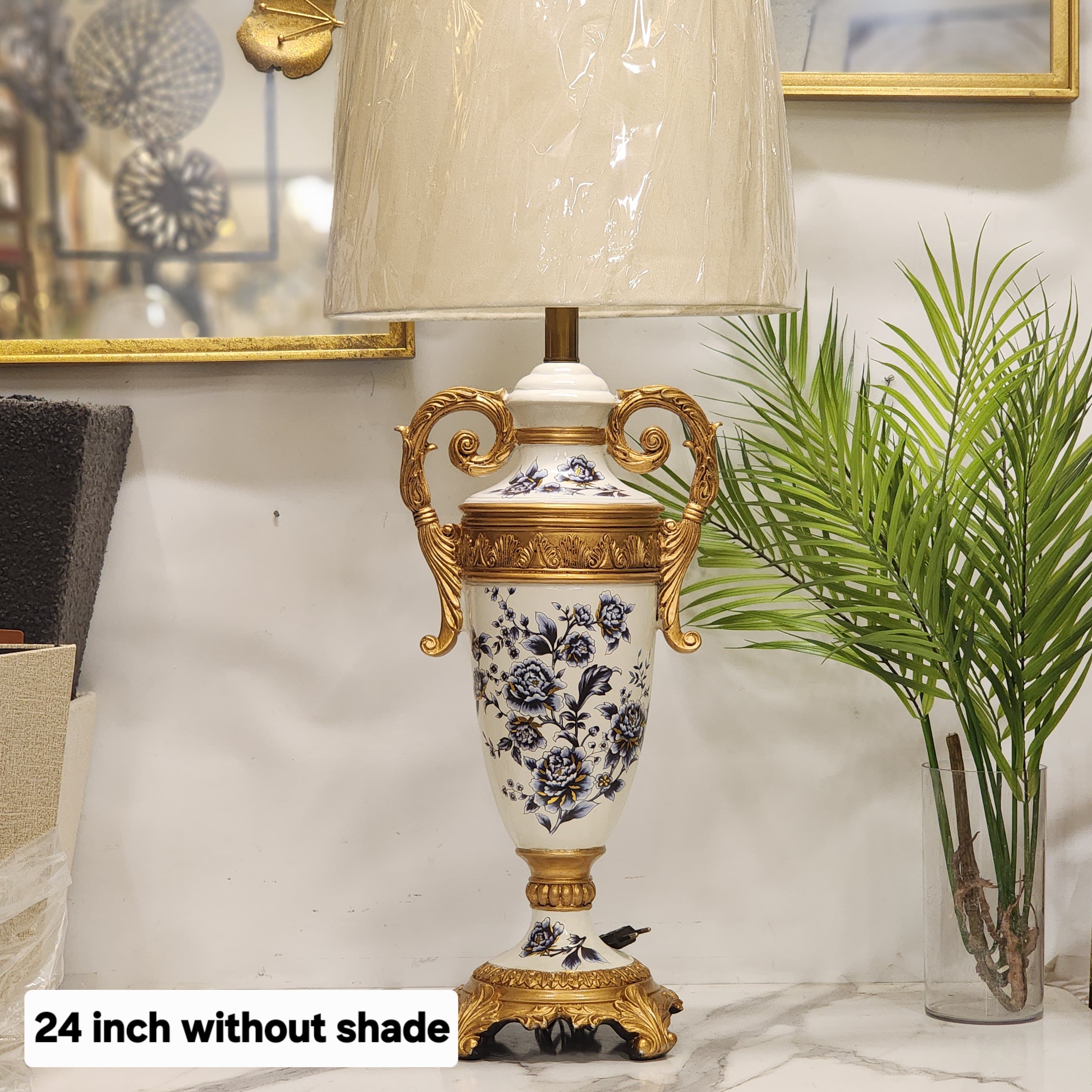 vintage French Neoclassical-style porcelain urn table lamp