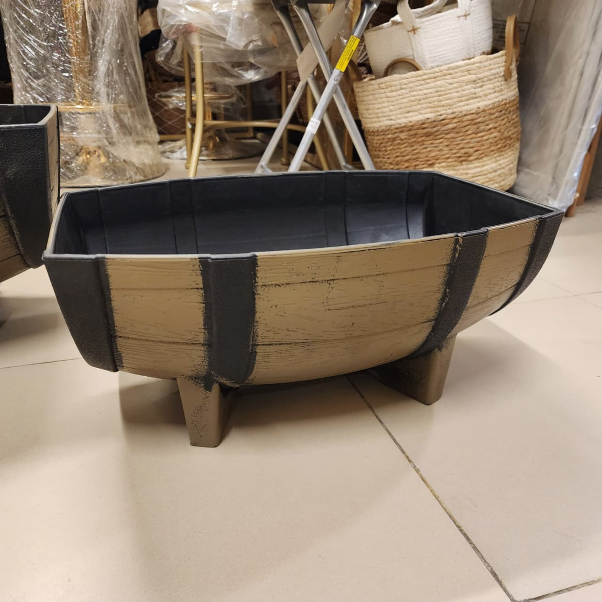 Oval Half-Barrel Planter with Feet
