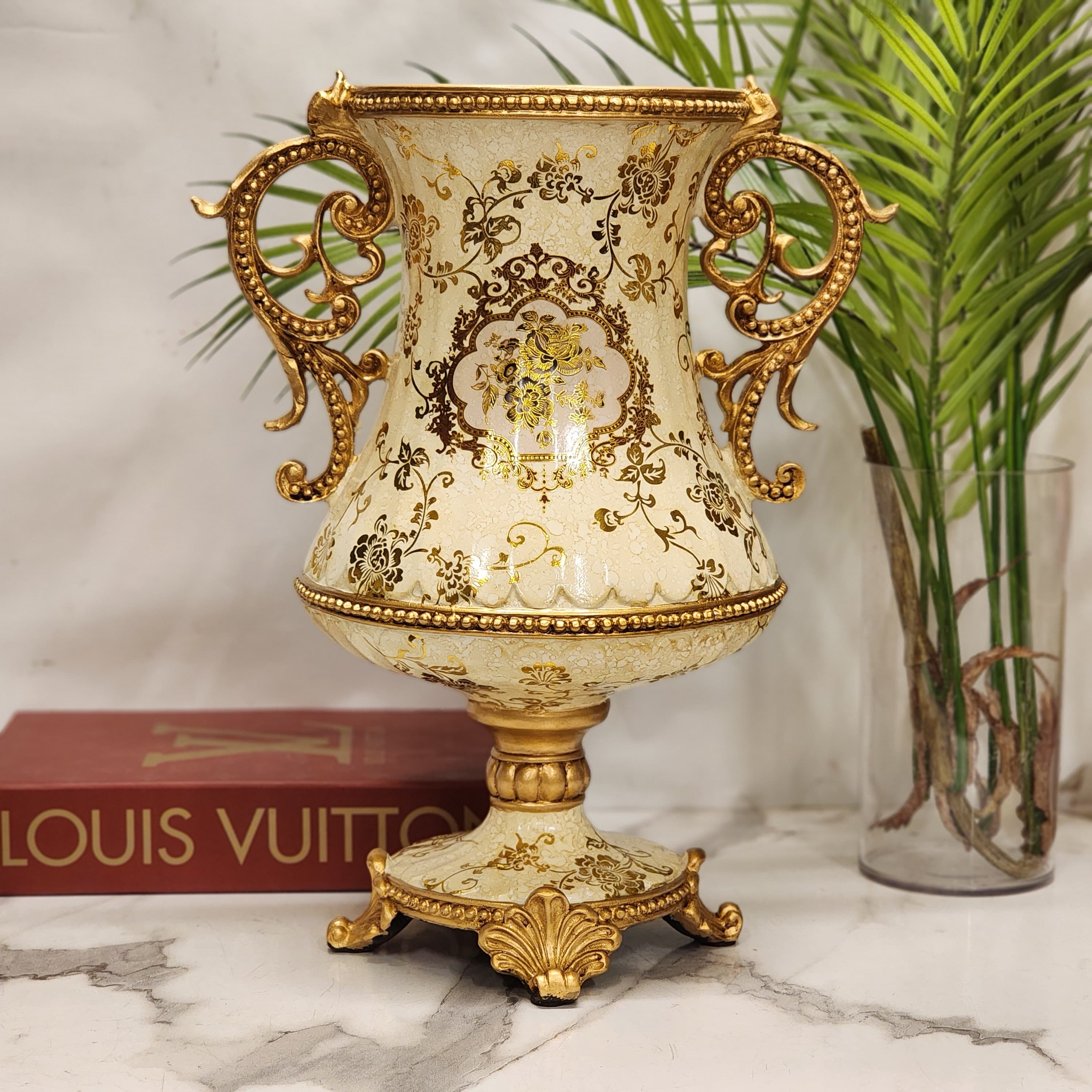 European-style Vintage Decorative Urn / Vase
