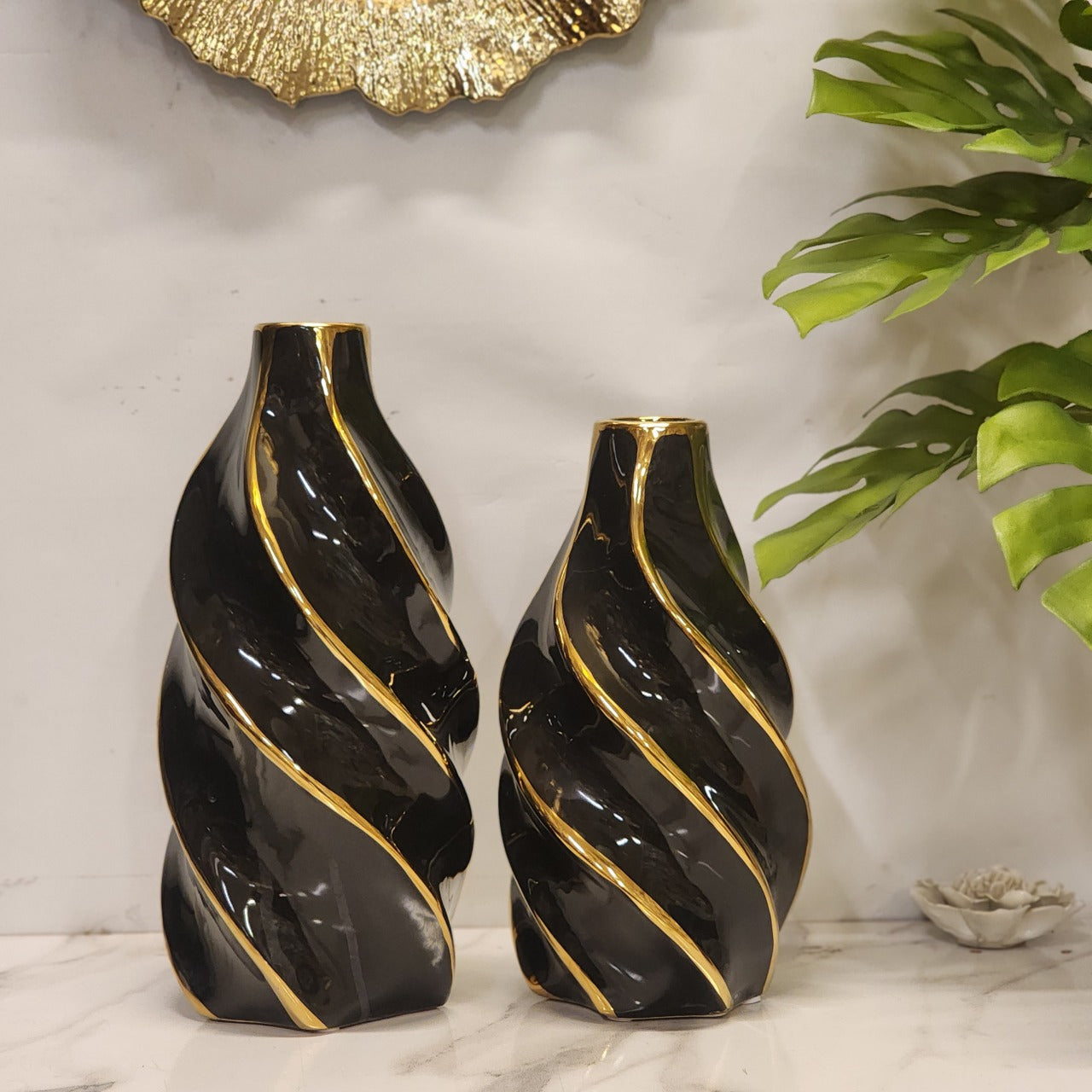 Black and Gold Spiral Twist Vases