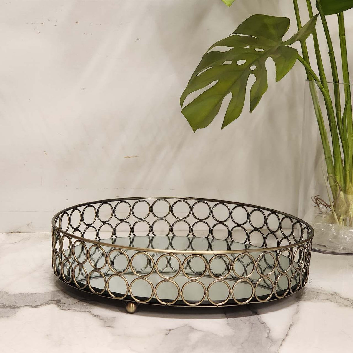 Round Gold Interlocking Rings Mirrored Decorative Tray
