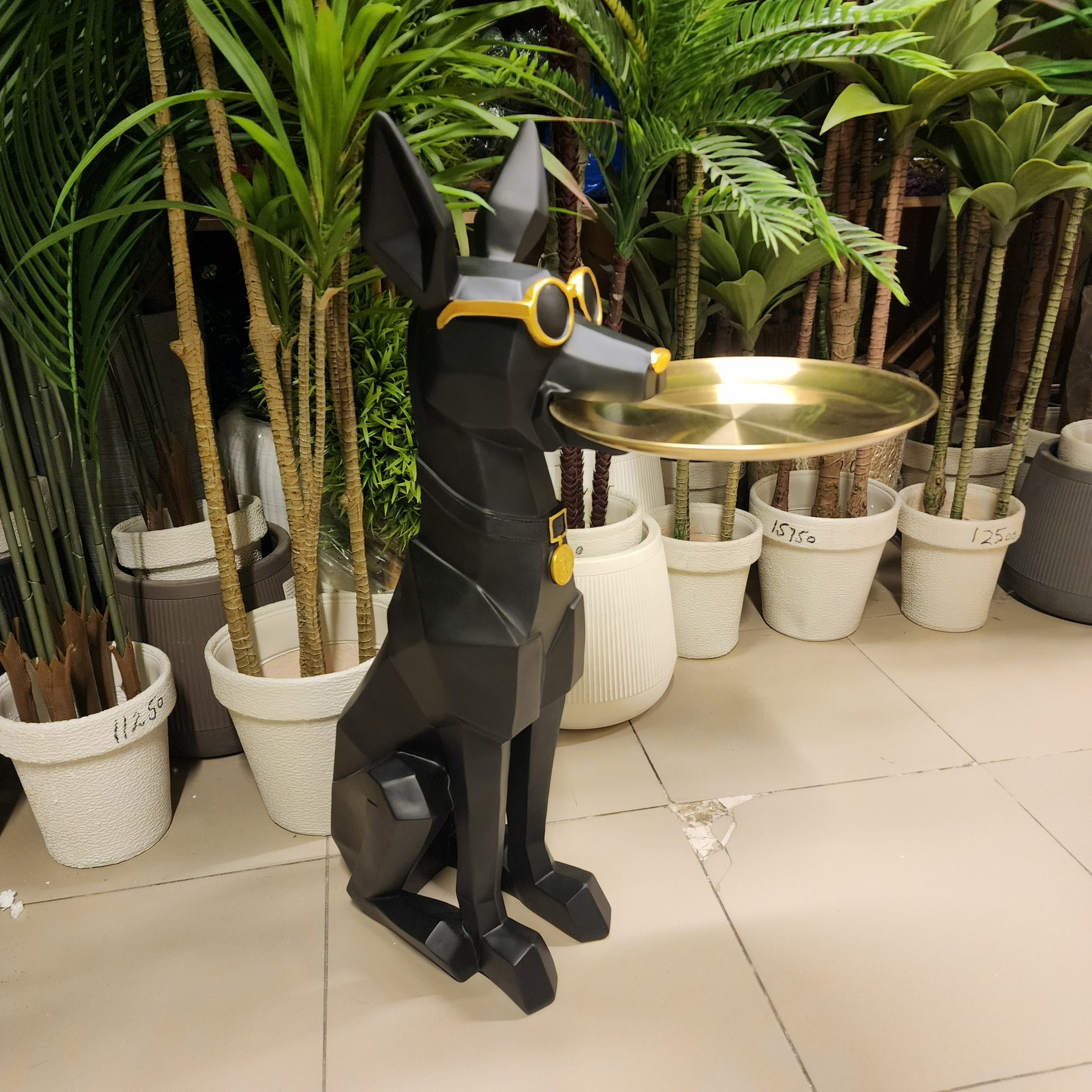 French Bulldog or a Doberman/Pharaoh Hound, like this low-poly geometric version