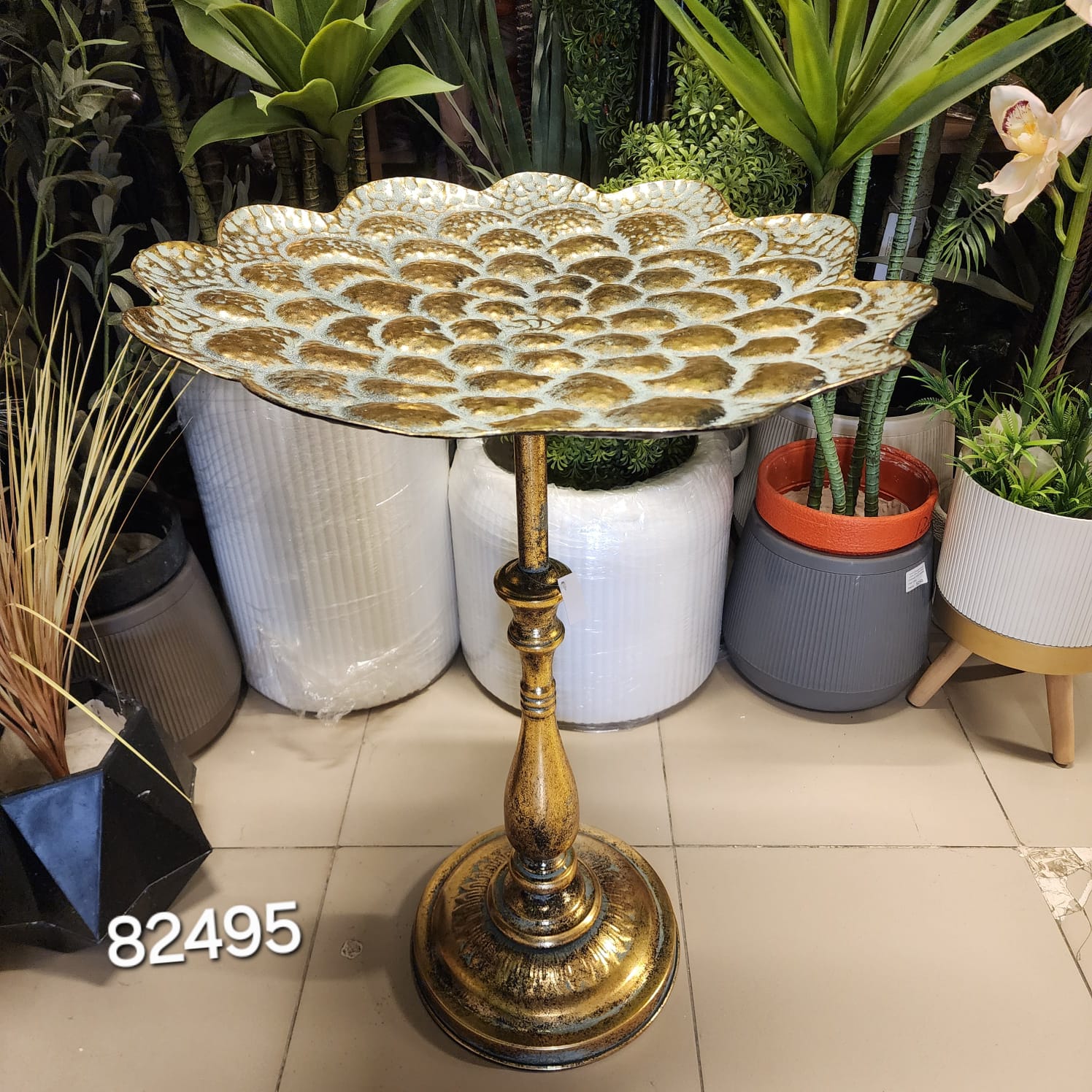 Hammered Gold Scalloped Side Table
