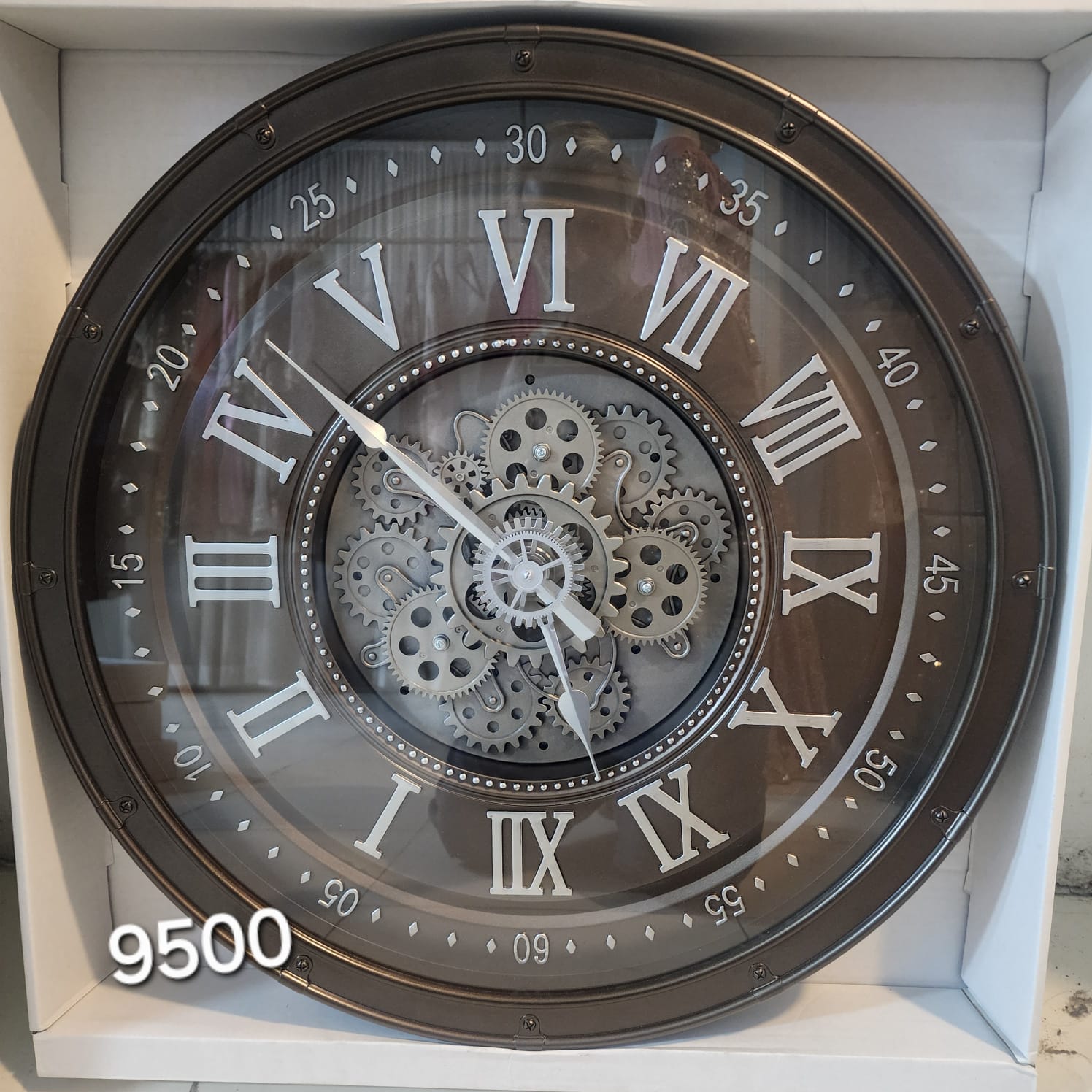 Industrial Moving Gear Wall Clock
