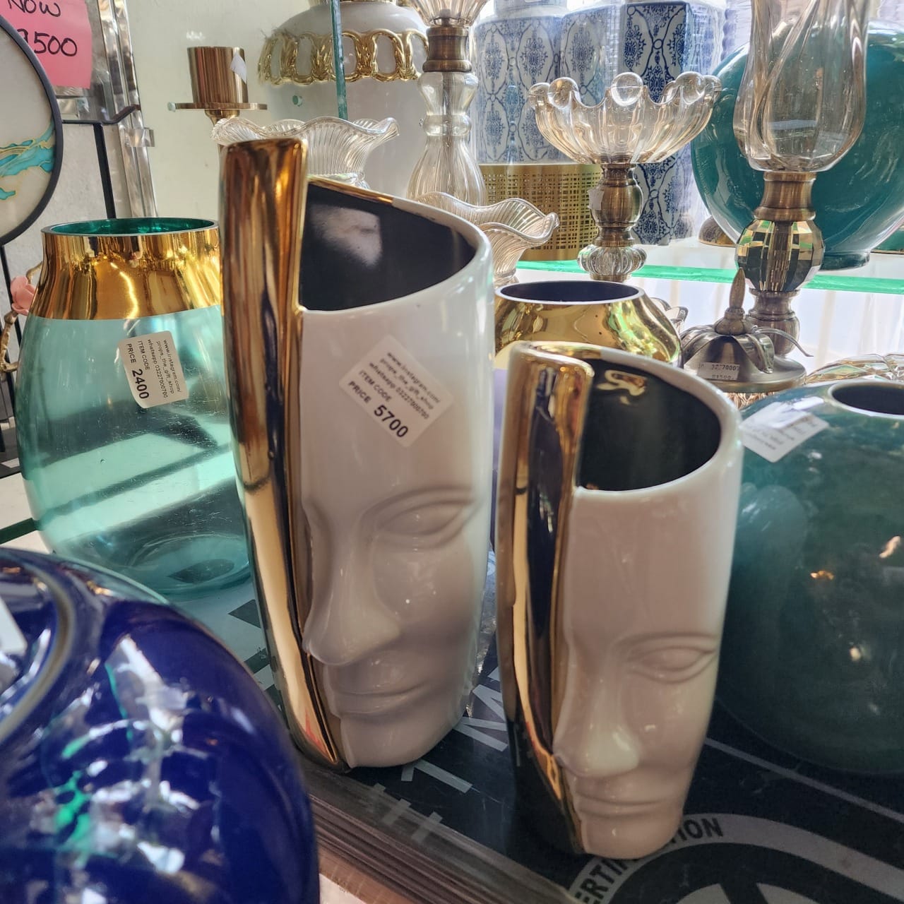 Human Face Vases