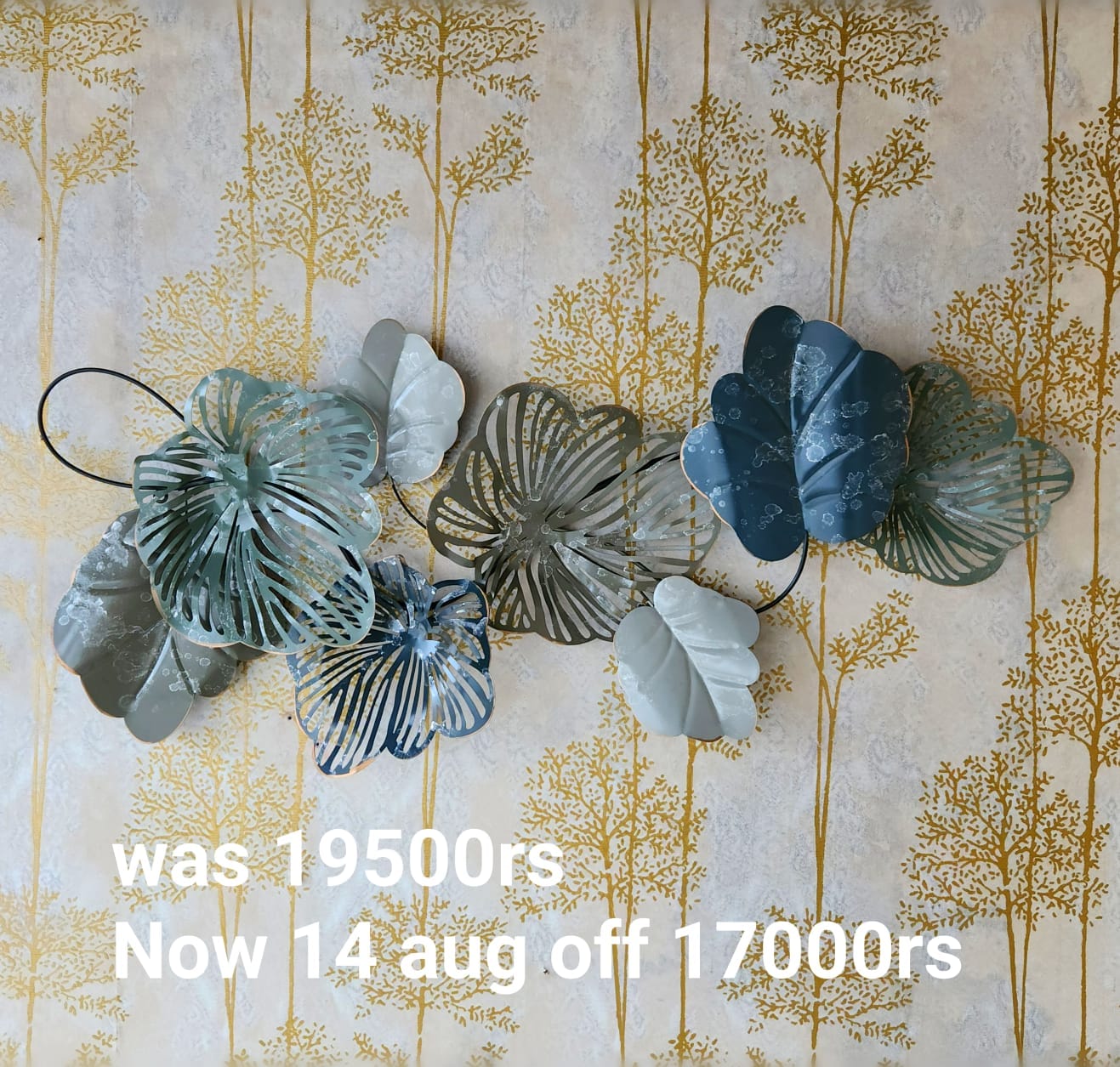 Metal Leaf Wall Art sculpture