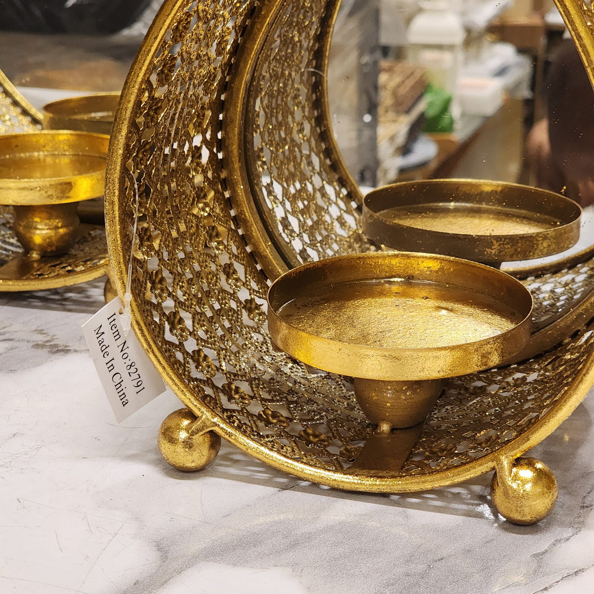 Teardrop Metal Candle Holder with Mirror Backing