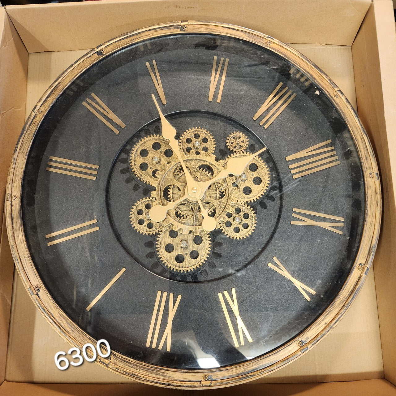 Industrial Moving Gear Wall Clock