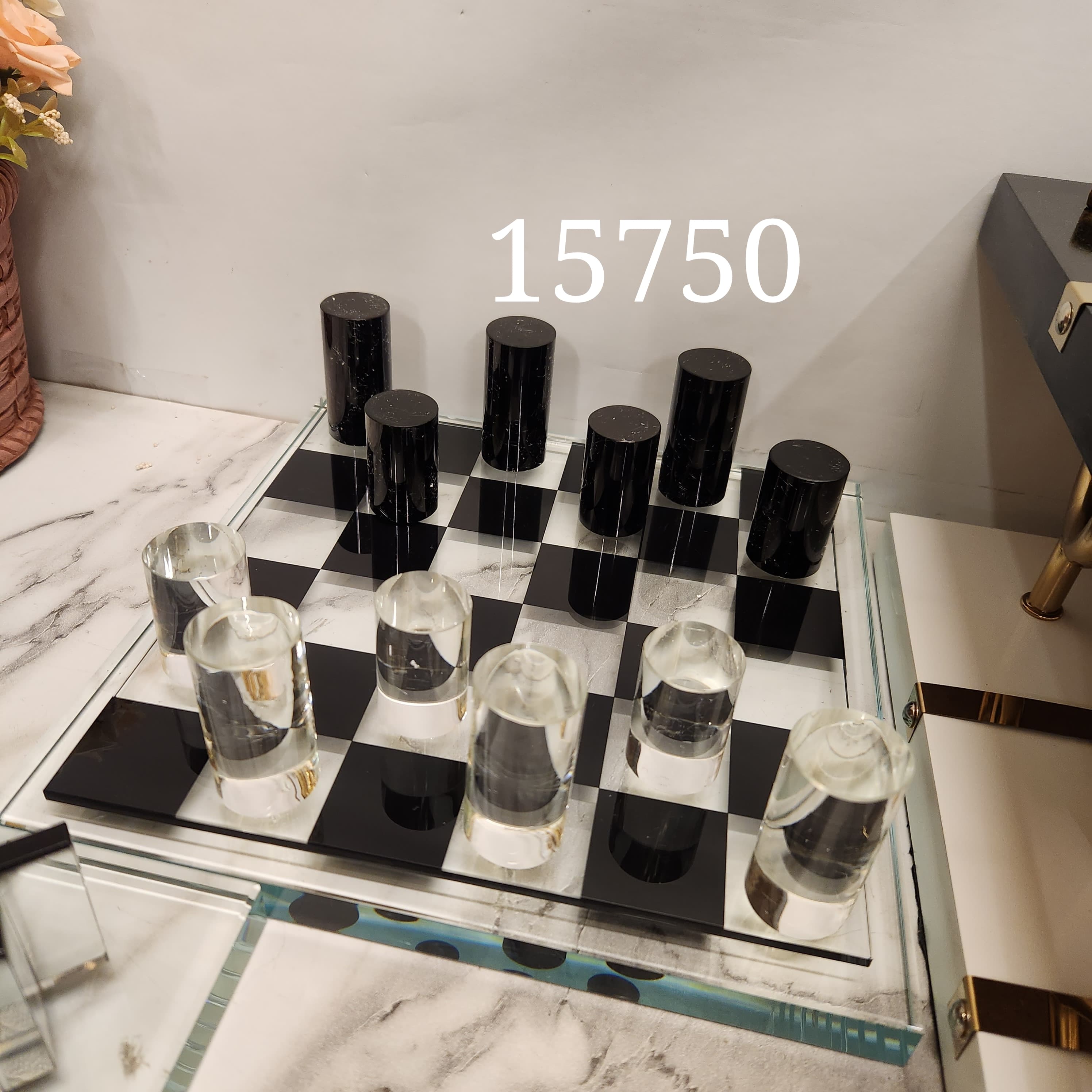 Modern Minimalist Acrylic Chess Set