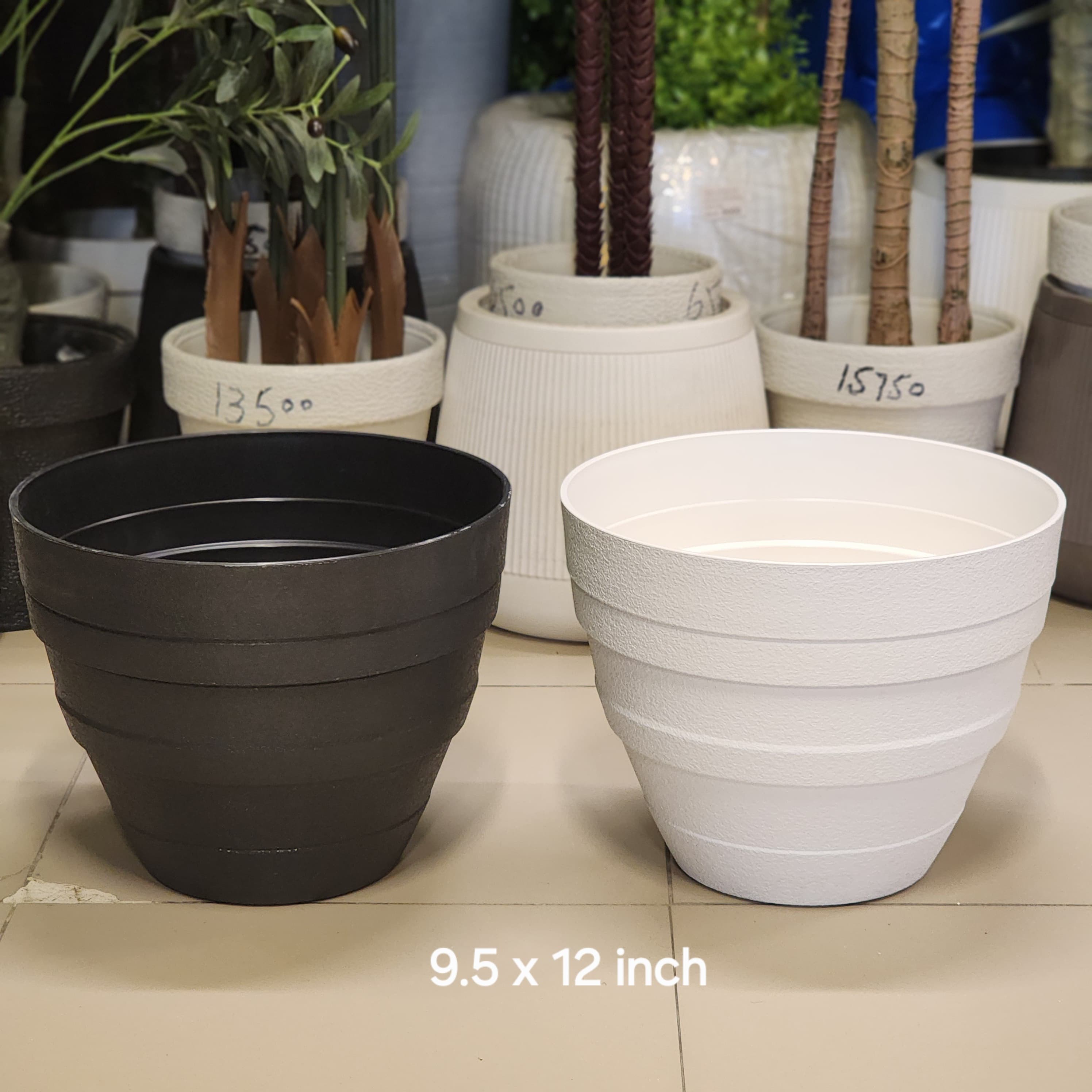 horizontal tiered ribbed flower pot