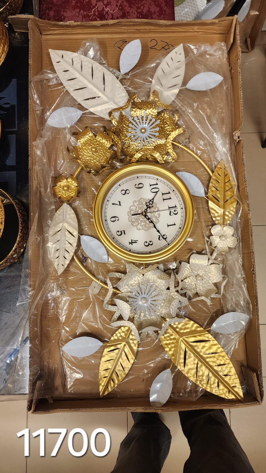 metal leaf wall art clock