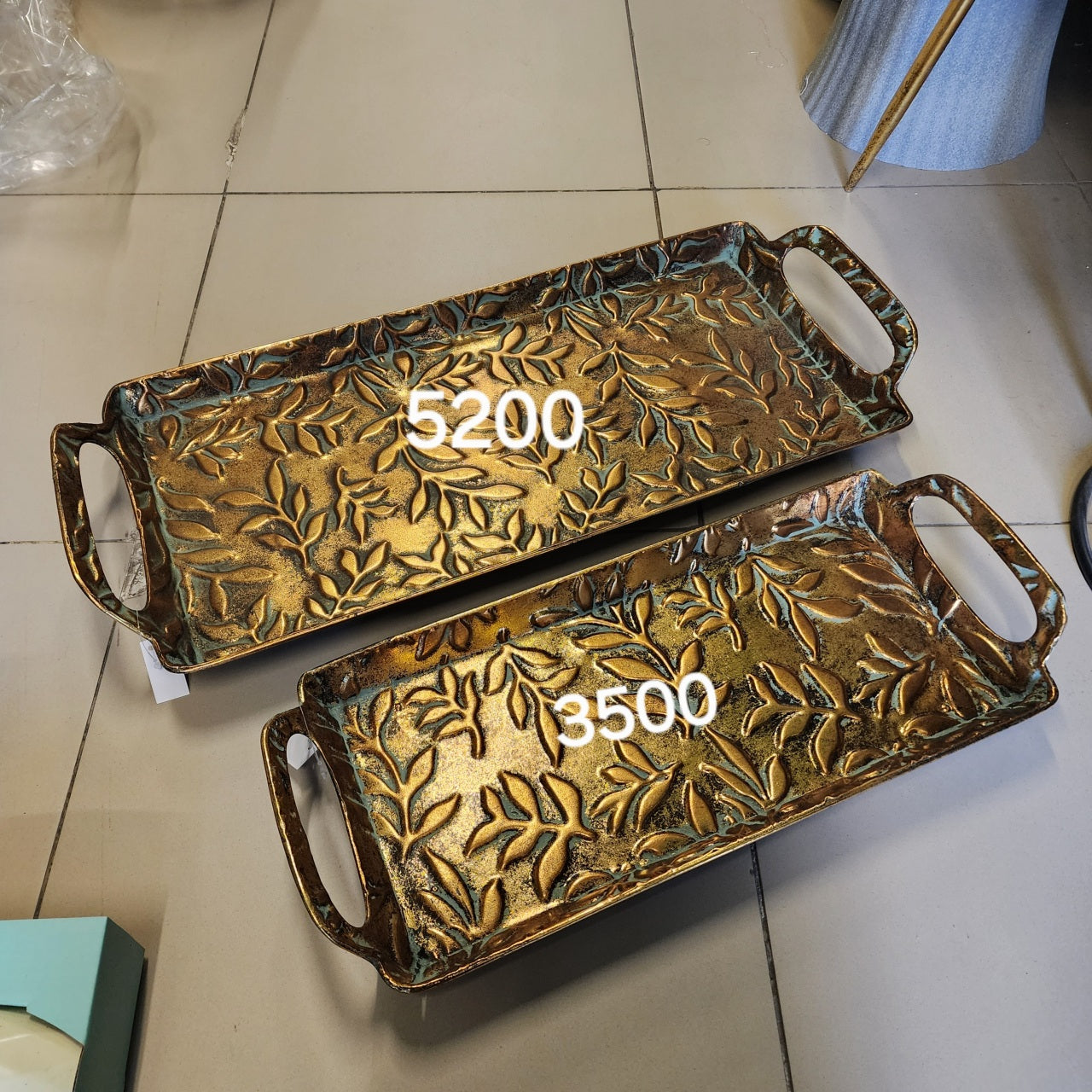 Embossed Botanical/Leaf Metal Trays