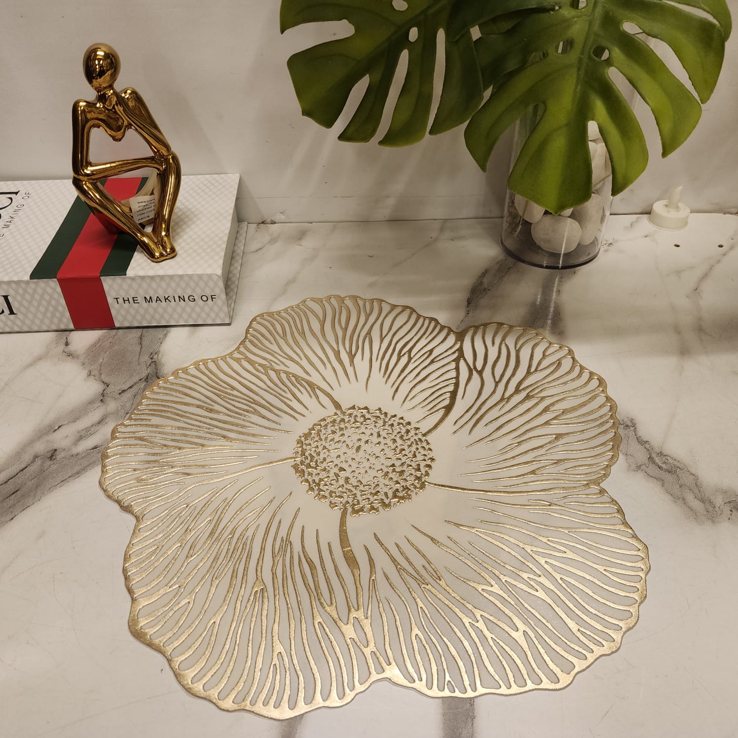 Floral Hollow-Out Placemat