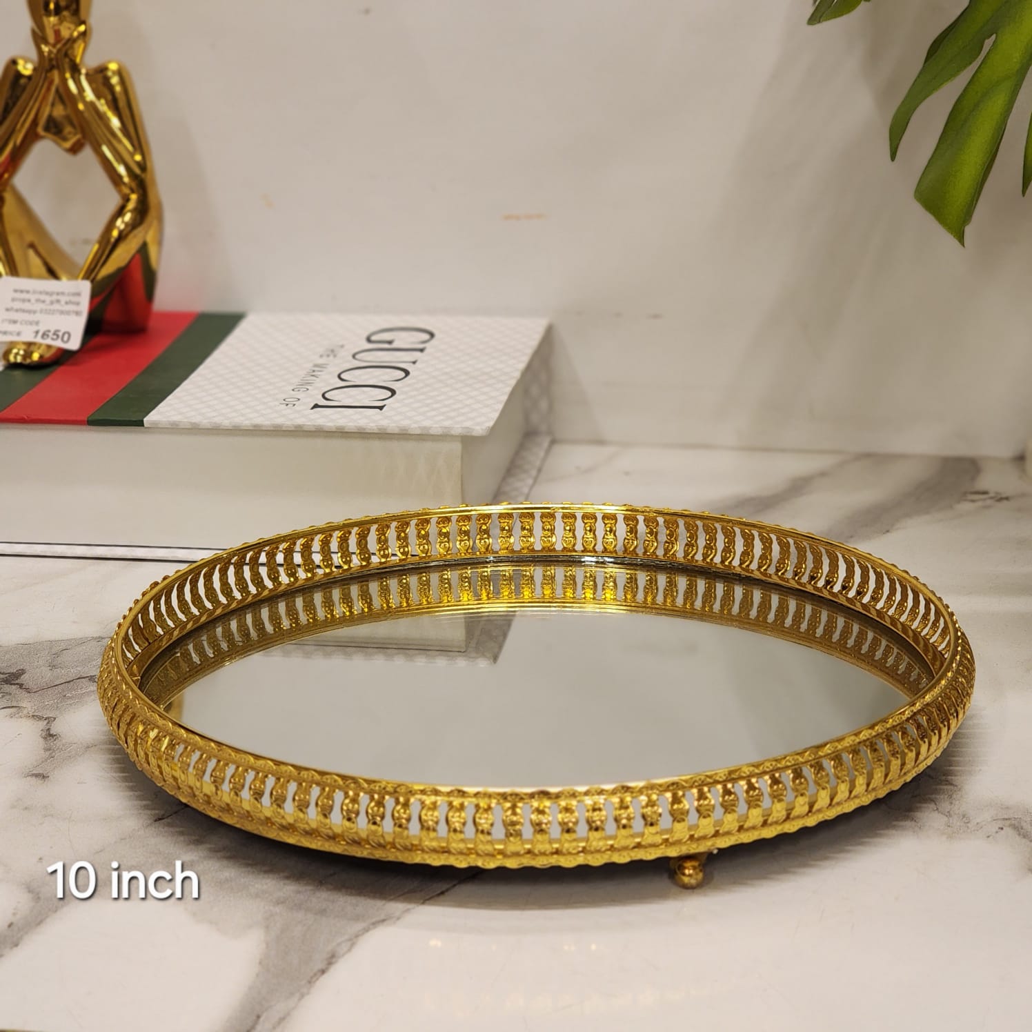 Round Gold Mirrored Vanity Tray